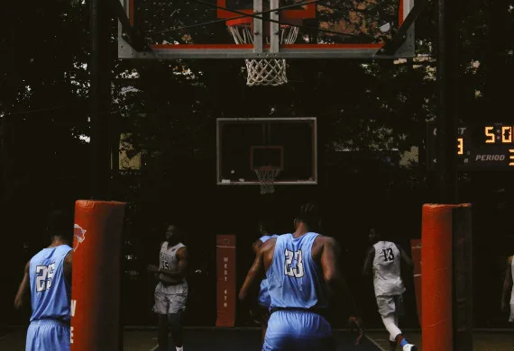 178直播深耕提供NBA及综合体育赛事的高清直播流。领域，用心服务每一位用户。 - 178直播
